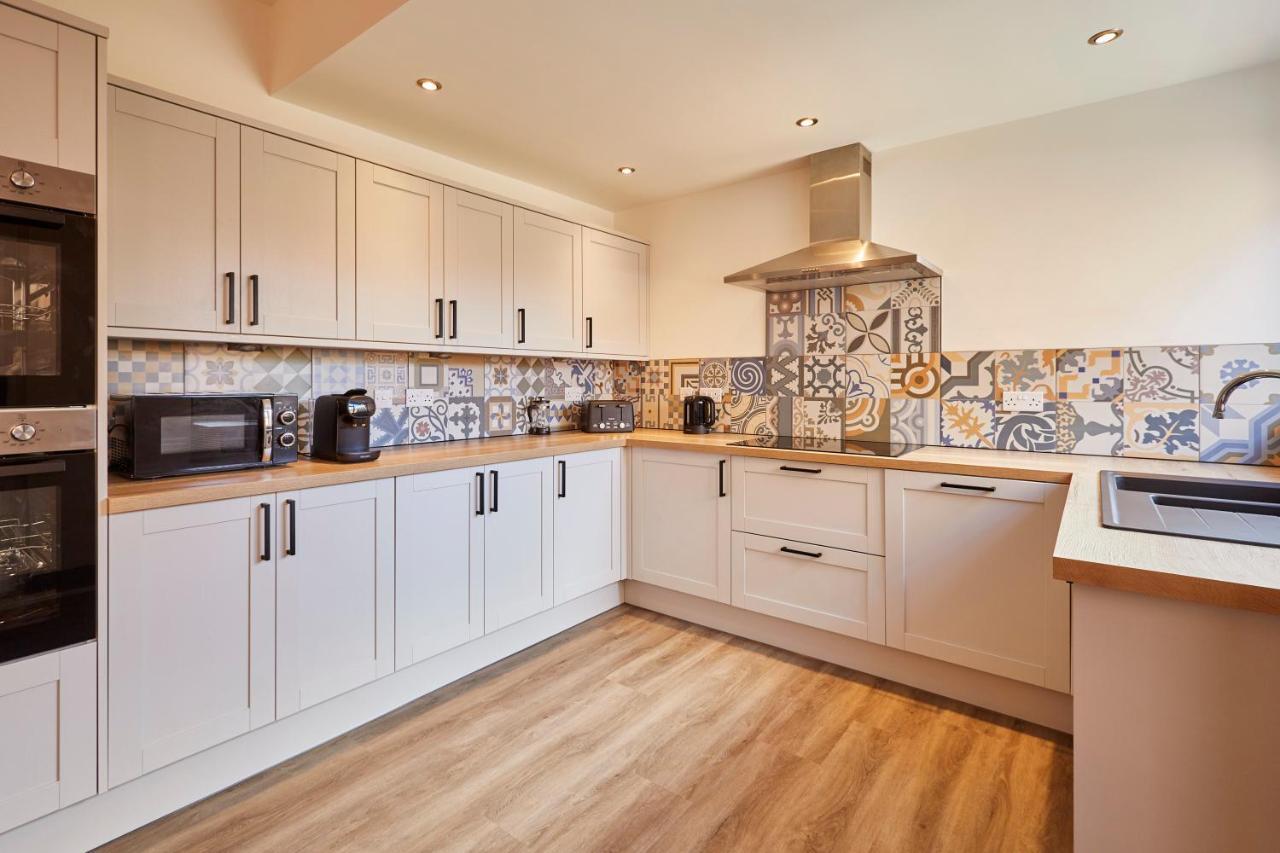Host & - Darcey House Holiday home
